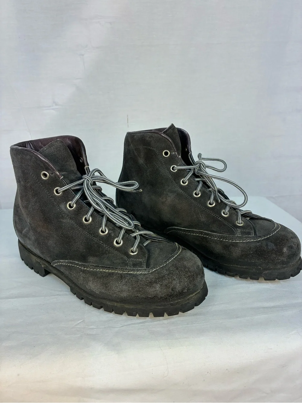 Italian-Made The Alps by Fabiano Suede Mountaineering Boots 7.5